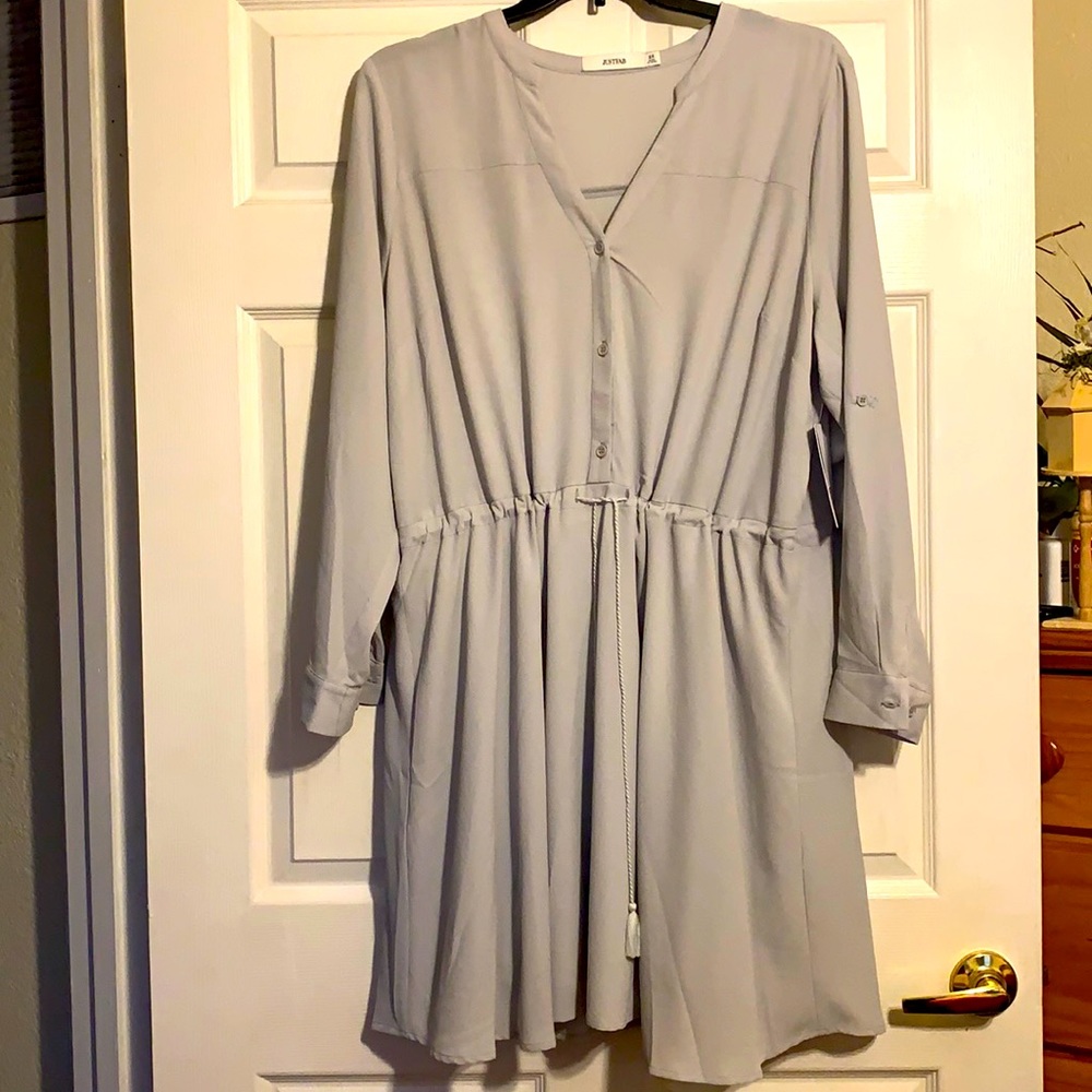 Women’s dress